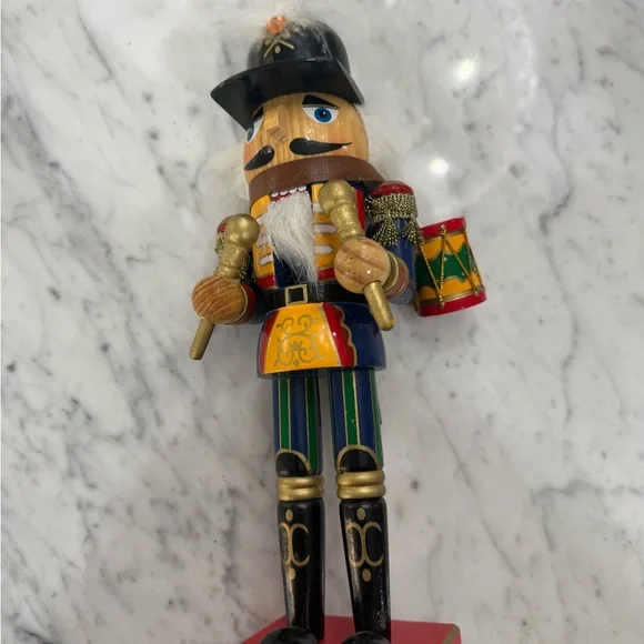 Vintage Set of 5 Colorful Nutcracker Christmas Figurines - Picture 6 of 14